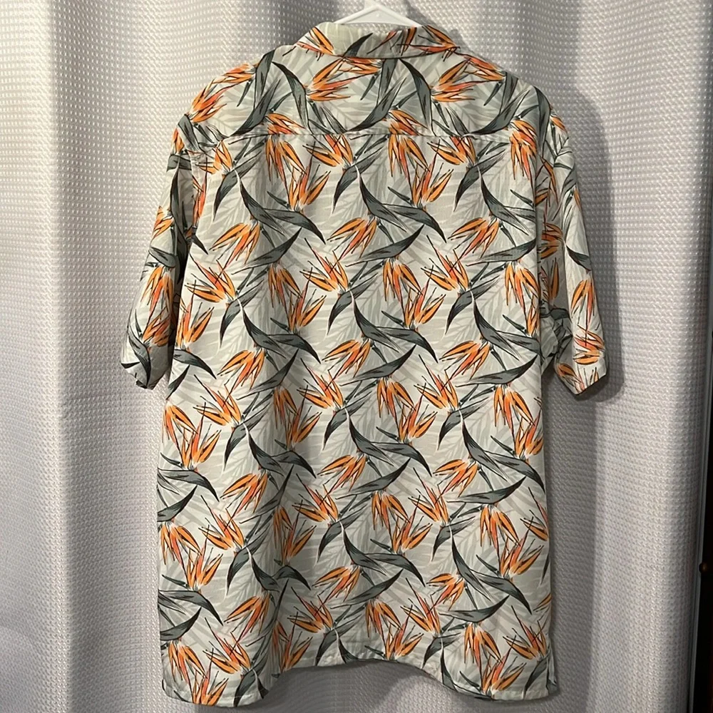 Croft & Barrow Easy Care Men’s size XL Button Down Collared Hawaiian Shirt. - Picture 2 of 10